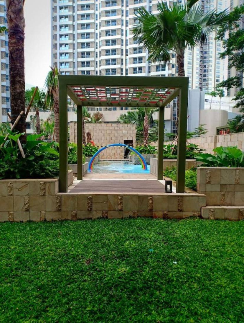 Taman Anggrek Residences By Micky 2 *
